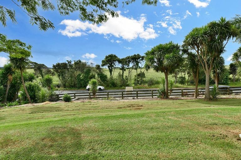 Photo of property in 47 Shelly Beach Road, Shelly Beach, Helensville, 0874