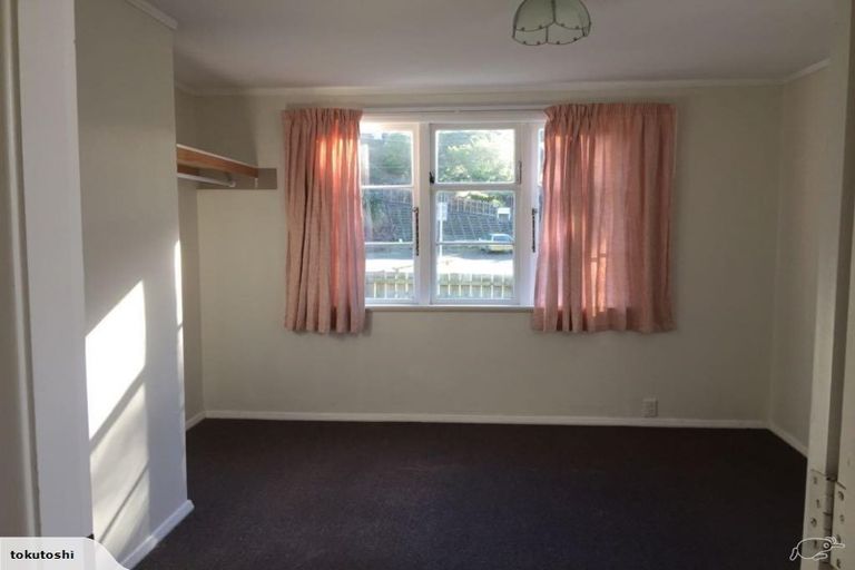 Photo of property in 79 Broderick Road, Johnsonville, Wellington, 6037