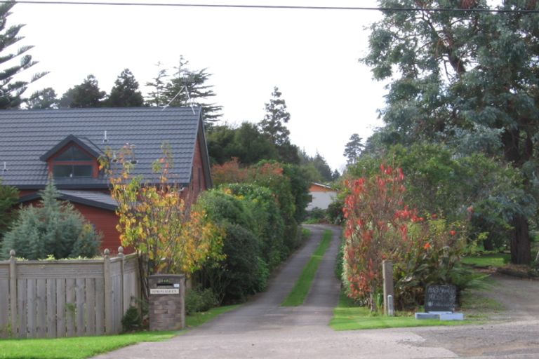 Photo of property in 249 Te Moana Road, Waikanae, 5036