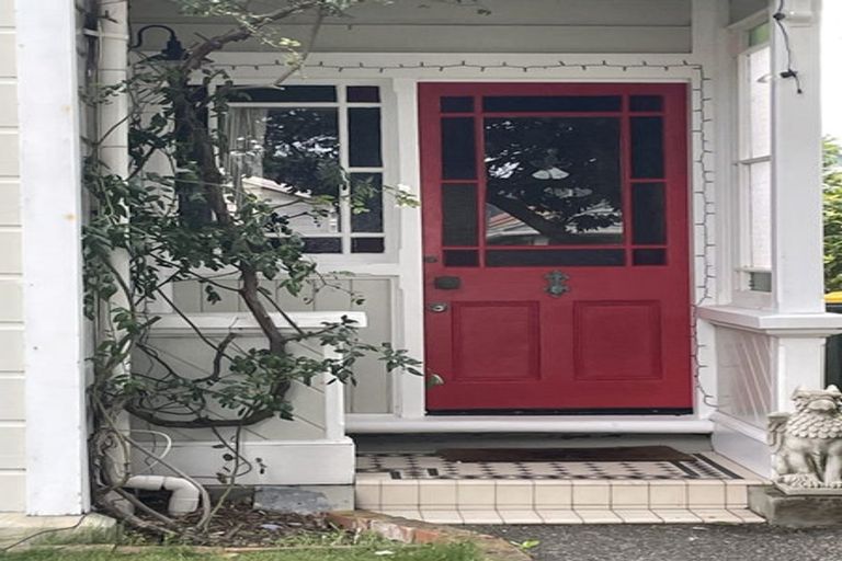 Photo of property in 22 Patrick Street, Petone, Lower Hutt, 5012