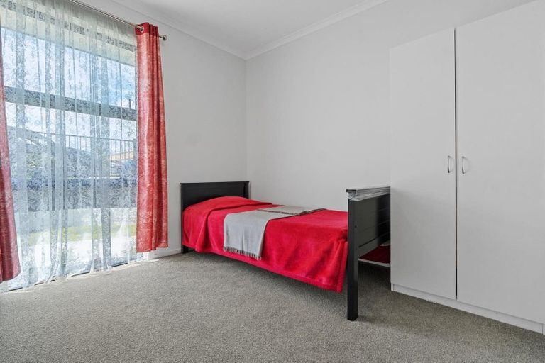 Photo of property in 2 Celeste Terrace, Peacocke, Hamilton, 3206