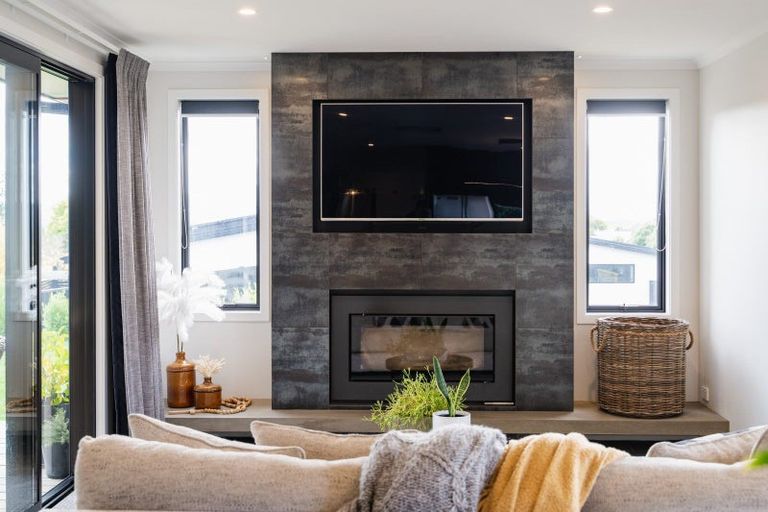 Photo of property in 42 Heathfield Drive, Mosgiel, 9024