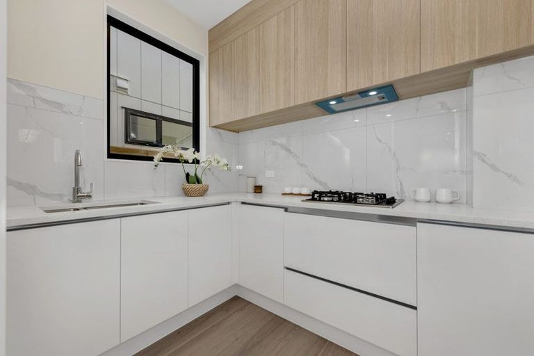 Photo of property in 28 Hearth Street, Flat Bush, 2019