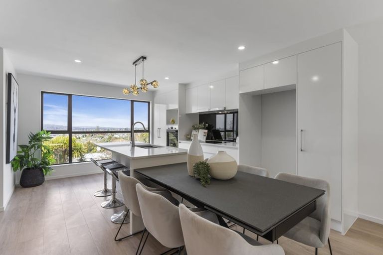 Photo of property in 8c Howe Street, Howick, Auckland, 2014