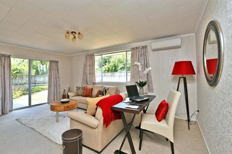 Photo of property in 2/34 Te Aute Road, Havelock North, 4130