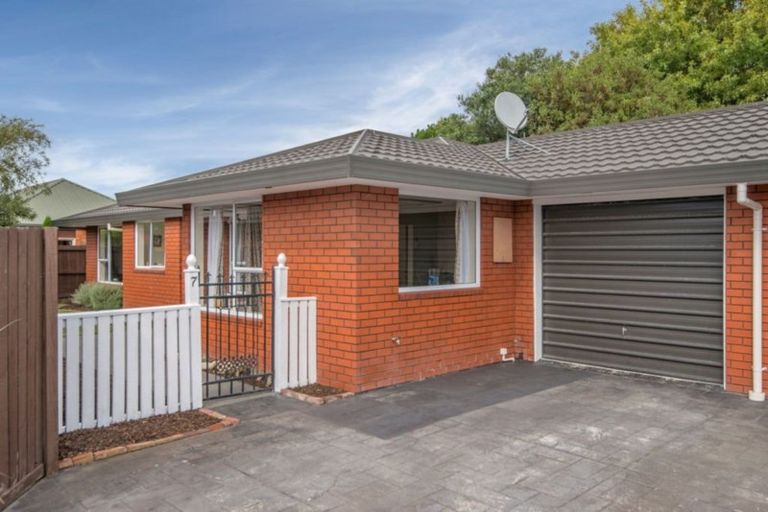 Photo of property in 7 Mcleish Lane, Spreydon, Christchurch, 8024