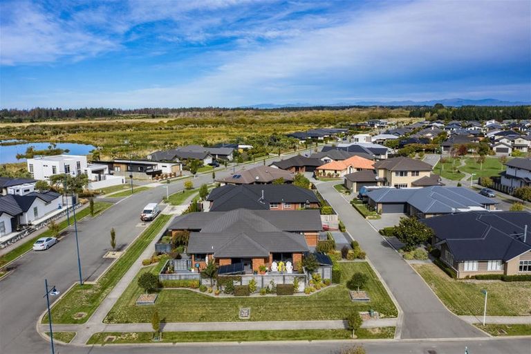 Photo of property in 43 Pegasus Main Street, Pegasus, 7612