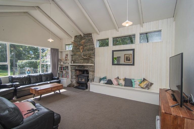 Photo of property in 381 Pareora River Road, Saint Andrews, Timaru, 7972