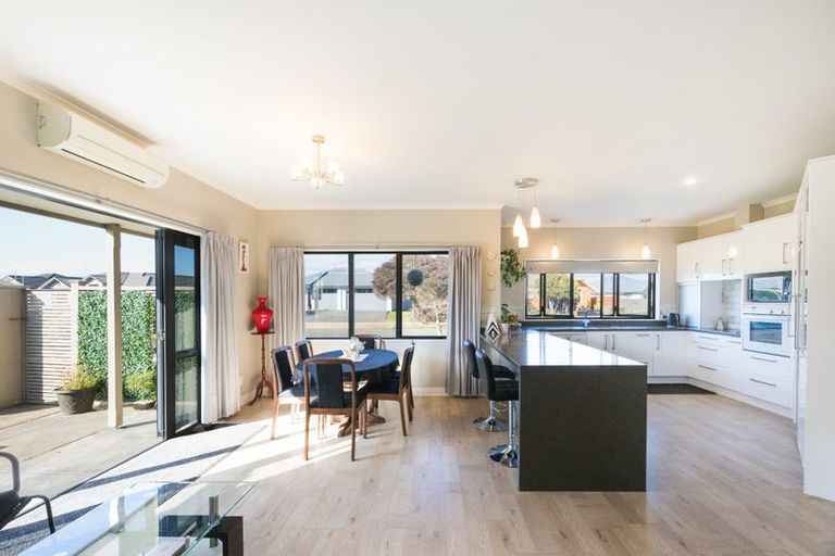 Photo of property in 29 Clearview Drive, Milson, Palmerston North, 4414