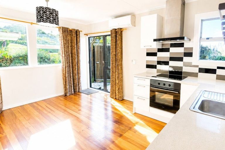 Photo of property in 50 Kotuku Street, Elsdon, Porirua, 5022