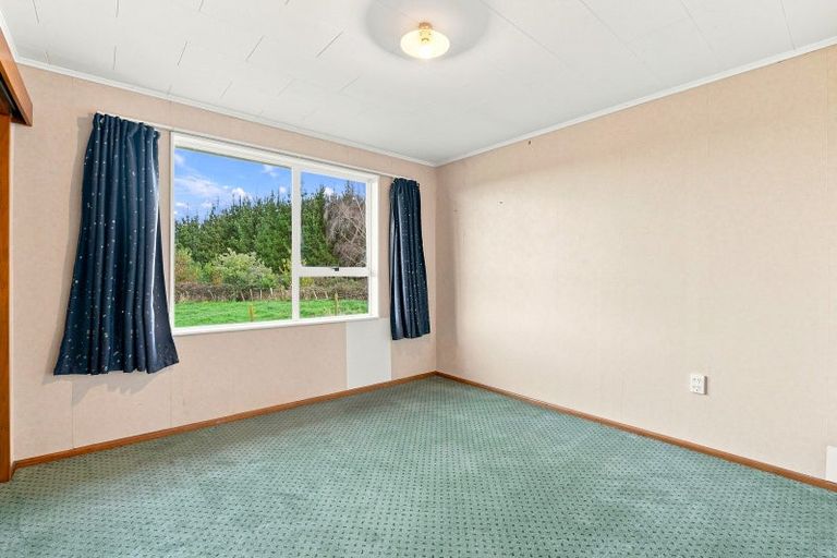Photo of property in Papatawa Schoolhouse, 258 Valley Road, Papatawa, Woodville, 4998