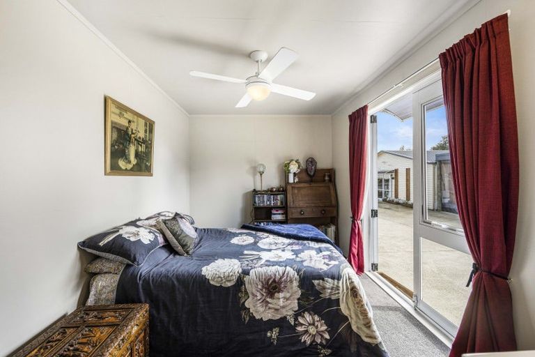 Photo of property in 11 Second Avenue, Glenbrook, Waiuku, 2681