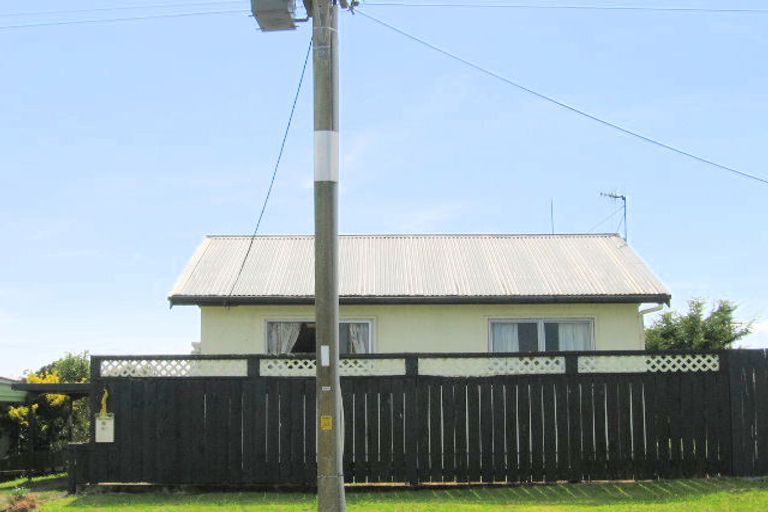 Photo of property in 1213 Papamoa Beach Road, Papamoa Beach, Papamoa, 3118