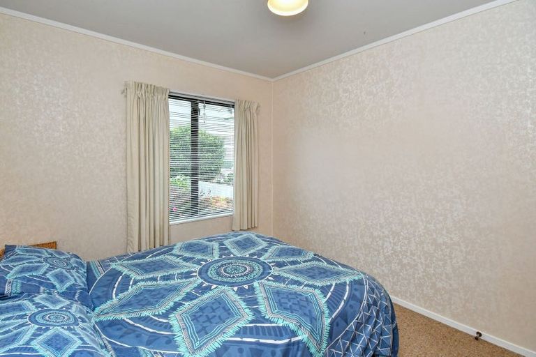 Photo of property in 4 Greenstone Place, Clover Park, Auckland, 2019