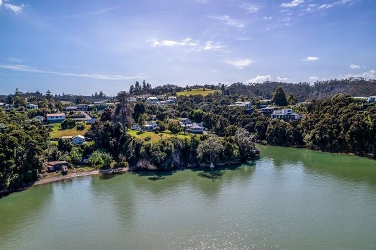 Photo of property in 6 Tirairaka Terrace, Okiato, Russell, 0272