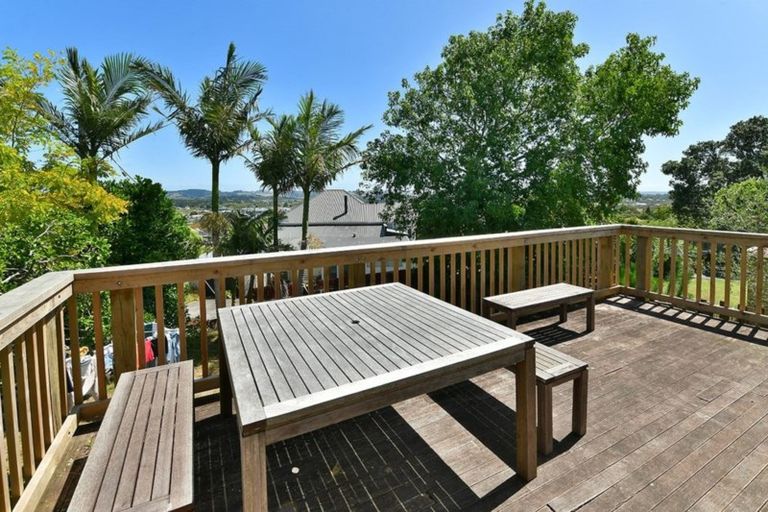 Photo of property in 31 Garfield Road, Helensville, 0800