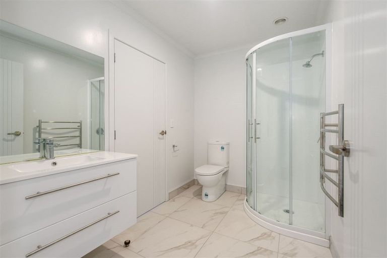 Photo of property in 4/12 Scotland Place, Hillcrest, Hamilton, 3216