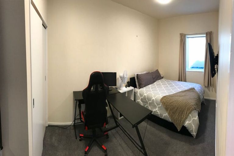 Photo of property in Luxford Villas, 205/72 Herald Street, Berhampore, Wellington, 6023