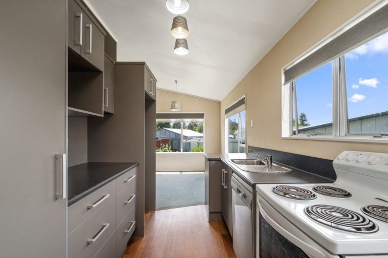 Photo of property in 75 Leonard Road, Ngongotaha, Rotorua, 3010