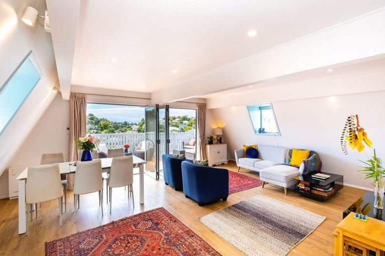 Photo of property in 6 Fitzroy Road, Bluff Hill, Napier, 4110
