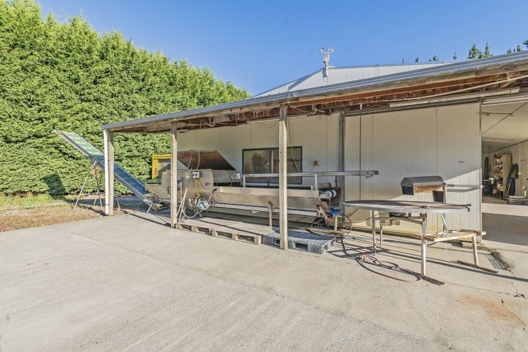 Photo of property in 581 Pesters Road, West Eyreton, 7475