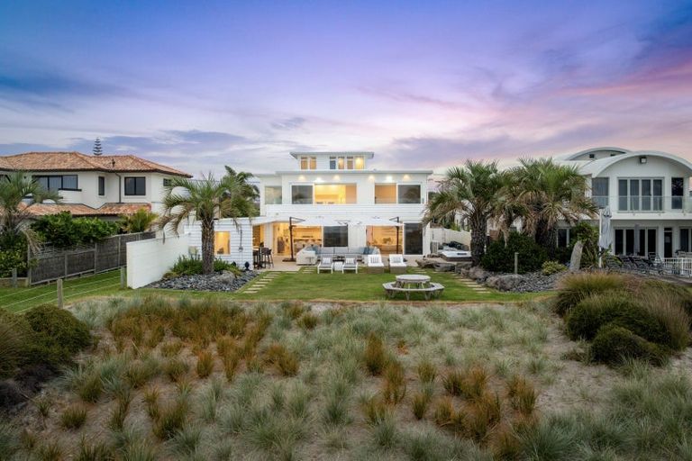 Photo of property in 53 Motiti Road, Papamoa Beach, Papamoa, 3118