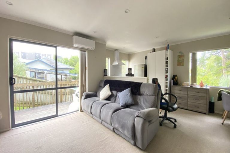 Photo of property in 19 Mona Vale, West Harbour, Auckland, 0618