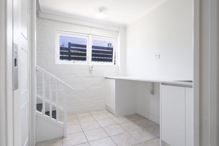 Photo of property in 15 Benders Avenue, Hillcrest, Auckland, 0627