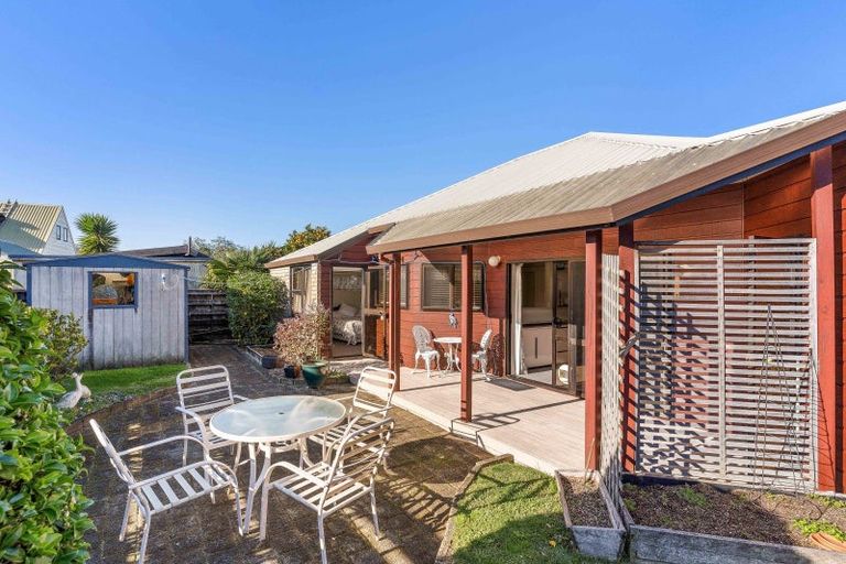 Photo of property in 103 Everitt Crescent, Whangamata, 3620