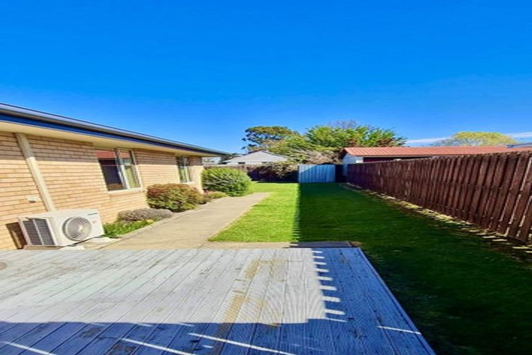 Photo of property in 6 Seadown Crescent, Amberley, 7410