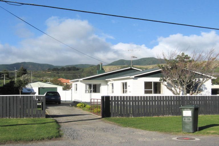 Photo of property in 34 Hillcrest Road, Raumati South, Paraparaumu, 5032
