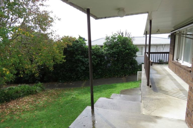 Photo of property in 1/78 Castor Bay Road, Castor Bay, Auckland, 0620