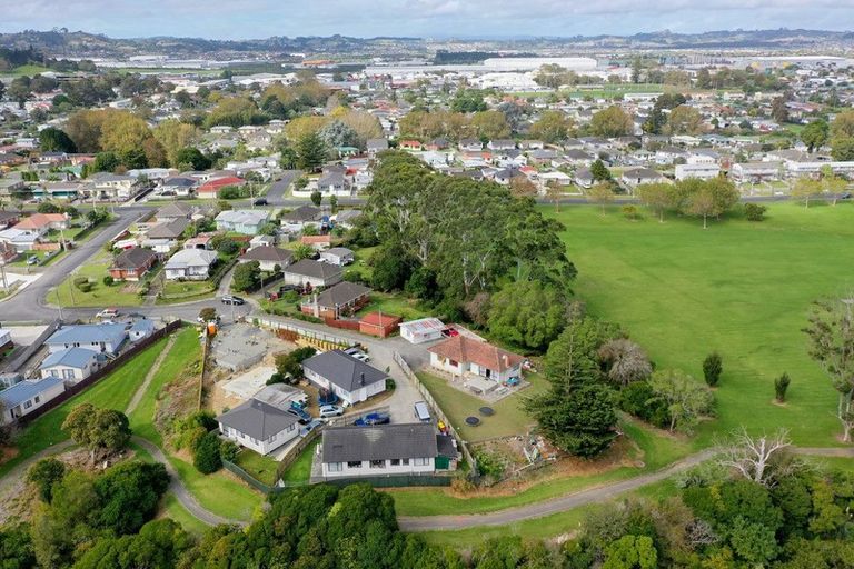 Photo of property in 12 Bolton Place, Otara, Auckland, 2023
