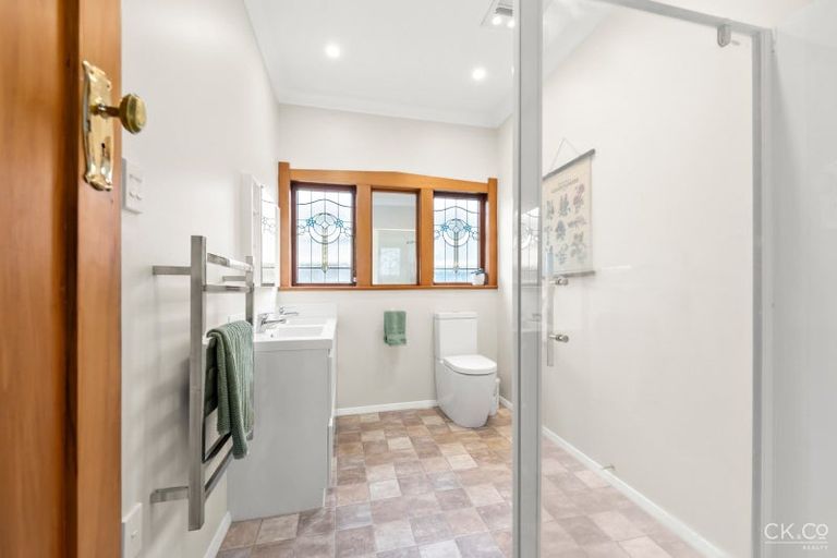 Photo of property in 25 Maire Street, Woburn, Lower Hutt, 5010