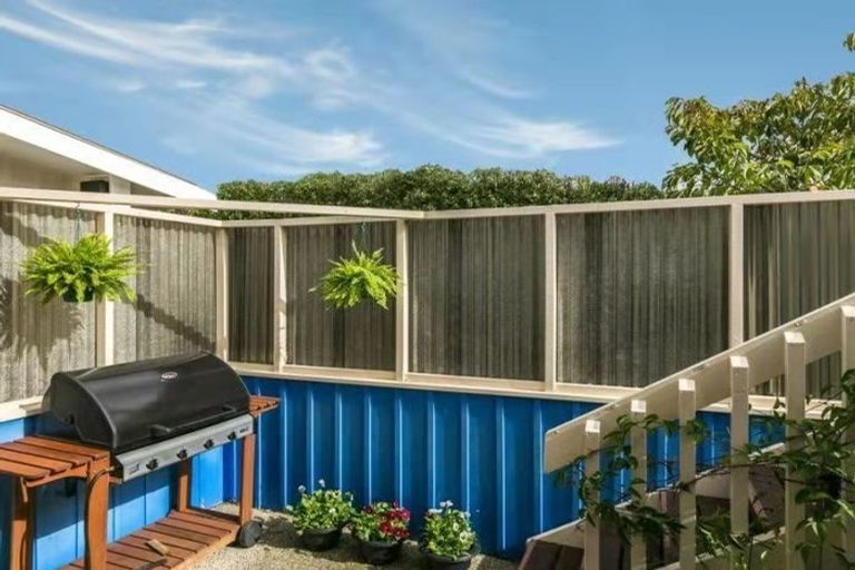 Photo of property in 38 Kay Drive, Blockhouse Bay, Auckland, 0600