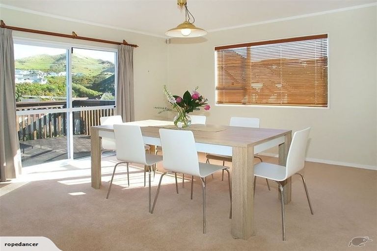 Photo of property in 4 Swinford Crescent, Johnsonville, Wellington, 6037