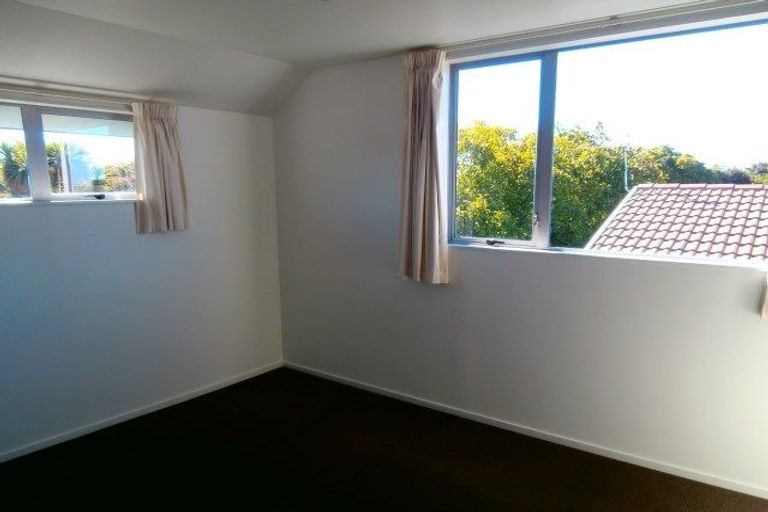 Photo of property in 51 Fairfield Avenue, Addington, Christchurch, 8024