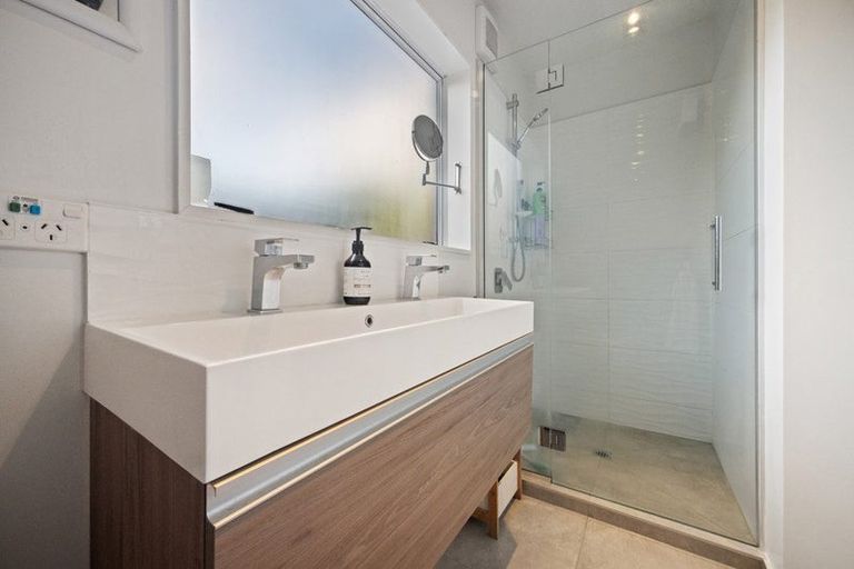 Photo of property in 1/28b Poulton Avenue, Richmond, Christchurch, 8013