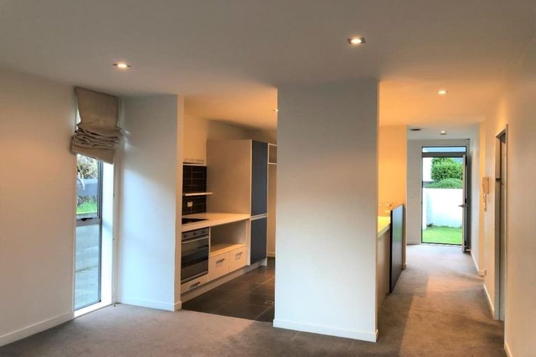 Photo of property in The Altair, 31/120 Rintoul Street, Newtown, Wellington, 6021