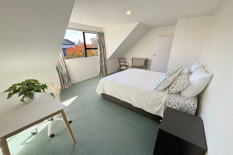 Photo of property in 54b Creyke Road, Ilam, Christchurch, 8041