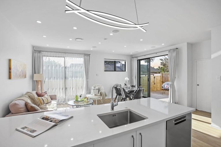 Photo of property in 14b Galsworthy Place, Bucklands Beach, Auckland, 2014