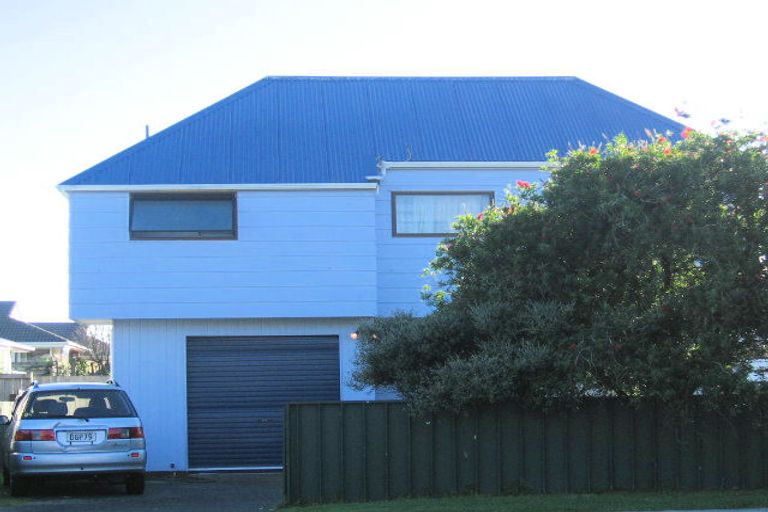 Photo of property in 41 Te Kupe Road, Paraparaumu Beach, Paraparaumu, 5032