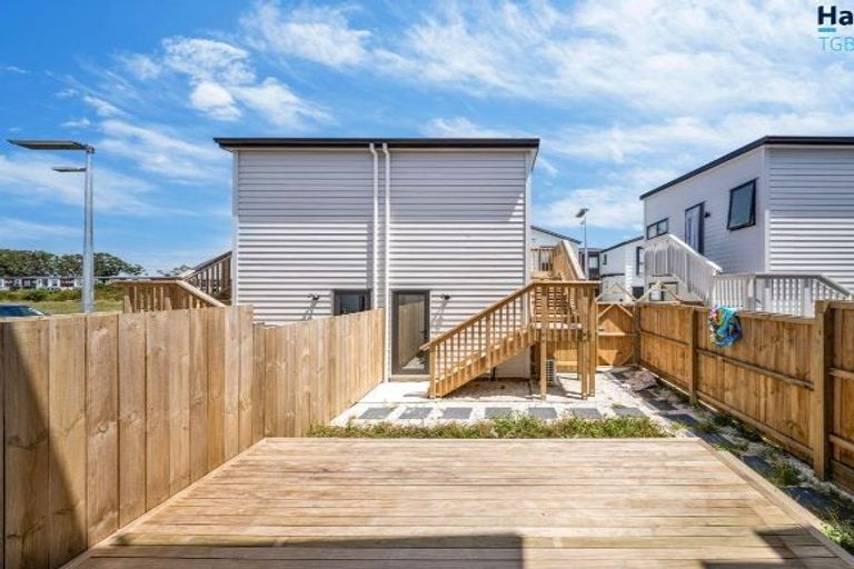 Photo of property in 4 Tukauri Place, Papakura, 2110