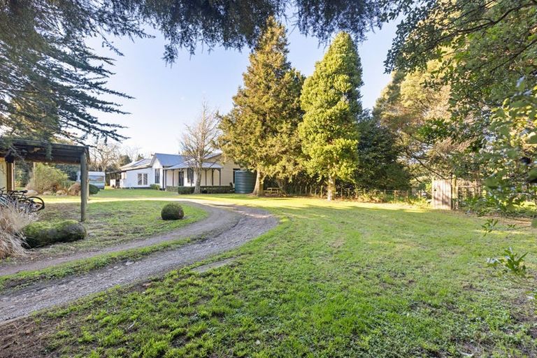 Photo of property in 832 Mako Mako Road, Pahiatua, 4983