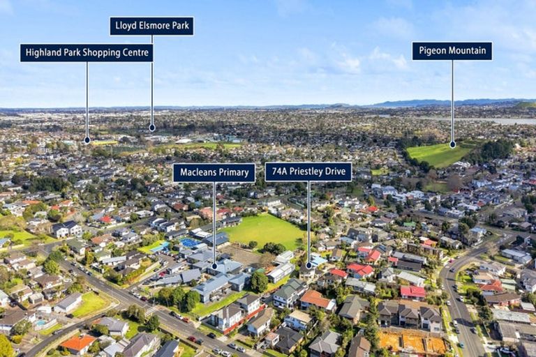 Photo of property in 74a Priestley Drive, Bucklands Beach, Auckland, 2014