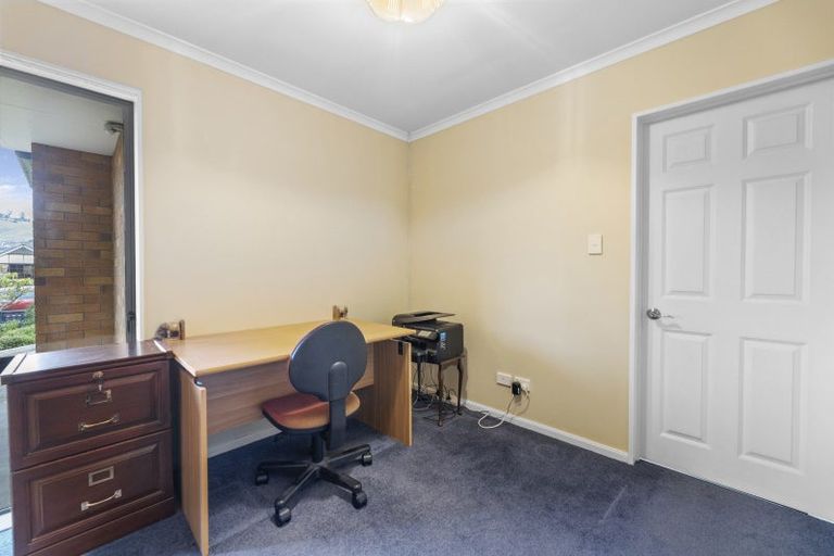 Photo of property in 137 Hagart-alexander Drive, Mosgiel, 9024