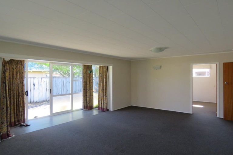 Photo of property in 2/19 Norman Street, Lower Vogeltown, New Plymouth, 4310