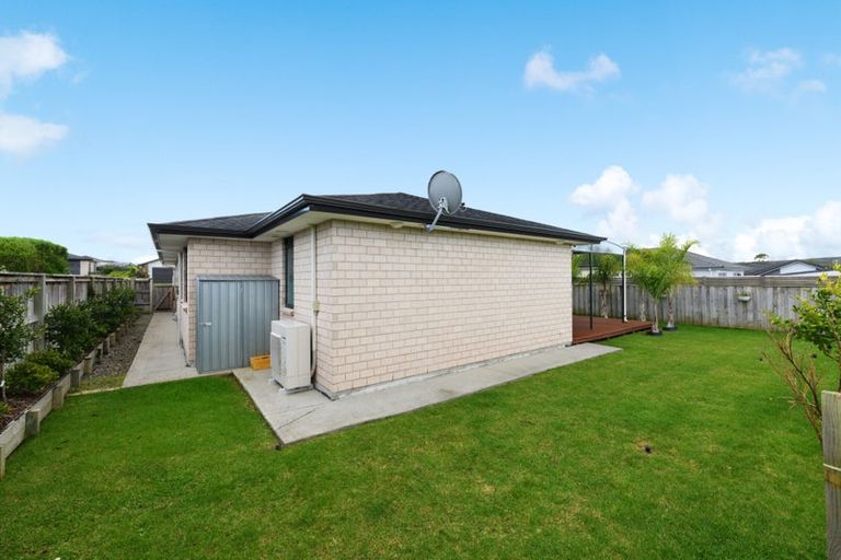 Photo of property in 13 Turpin Road, Riverhead, 0820