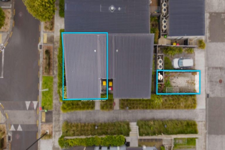 Photo of property in 20 Pukewhero Rise, Westgate, Auckland, 0614