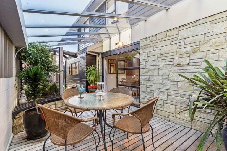 Photo of property in 1/38 Himalaya Drive, Half Moon Bay, Auckland, 2012